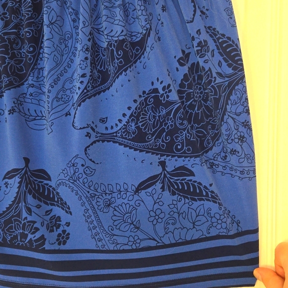 Limited sz L halter top - Picture 2 of 7